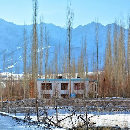 Amir Homestay Leh Exteriör bild