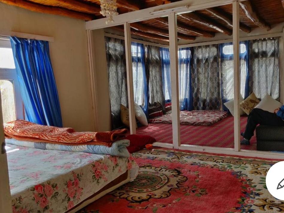 Amir Homestay Leh Exteriör bild