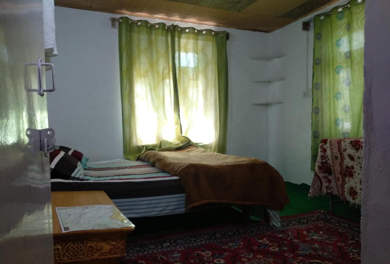 Amir Homestay Leh Exteriör bild