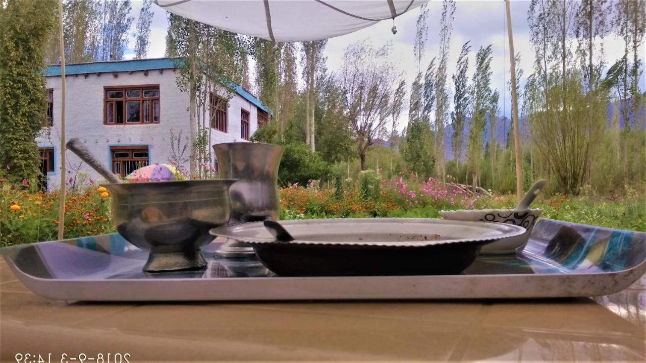 Amir Homestay Leh Exteriör bild